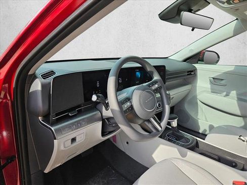 New 2026 Hyundai Kona SE image 3