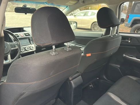 Used 2016 Subaru Crosstrek 2.0i Premium image 15