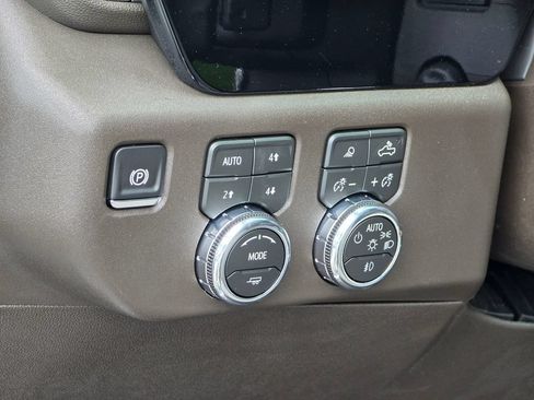 New 2026 GMC Sierra 1500 SLT w/ SLT Premium Plus Package AWD/4WD image 35
