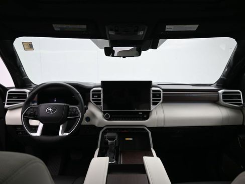 Certified 2024 Toyota Sequoia Capstone image 29