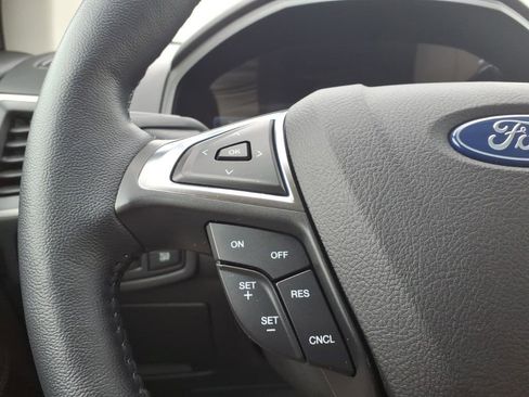 Certified 2023 Ford Edge SEL w/ Convenience Package AWD/4WD image 15