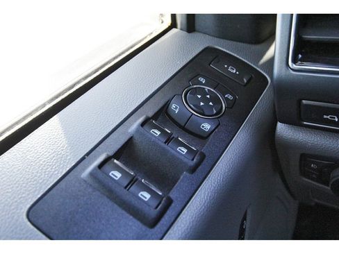 Used 2022 Ford F250 XLT w/ XLT Premium Package image 21