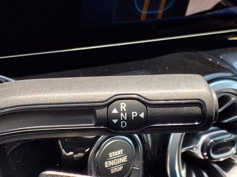 Used 2025 Mercedes-Benz GLA 250 image 10