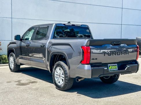Used 2024 Toyota Tundra SR5 w/ SR5 Convenience Package AWD/4WD image 8