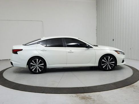 Used 2022 Nissan Altima 2.5 SR image 8
