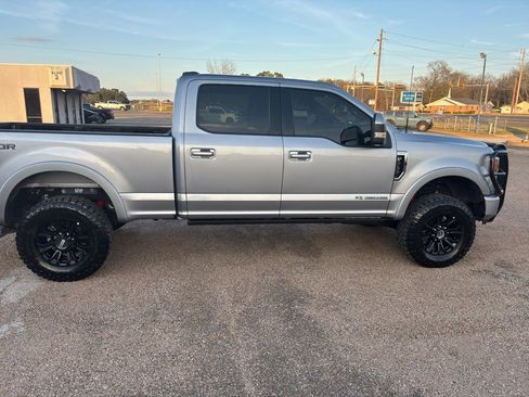 Used 2022 Ford F250 Lariat w/ Tremor Off-Road Package image 6