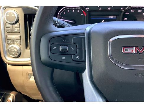 Used 2023 Chevrolet Silverado 1500 High Country w/ High Country Premium Package image 17