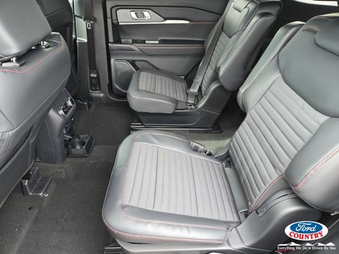 New 2026 Ford Explorer ST-Line w/ ST-Line Street Pack image 7