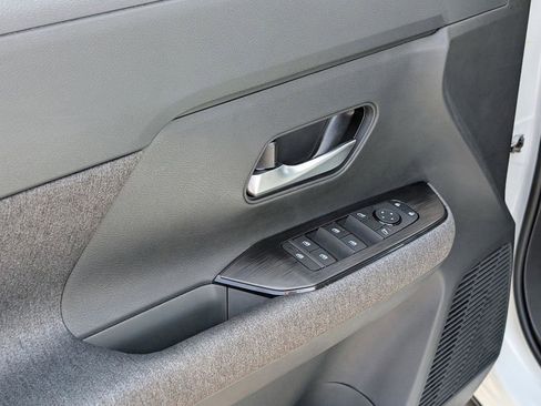 New 2026 Nissan Kicks SV image 16