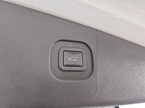 Used 2016 GMC Terrain Denali AWD/4WD image 29