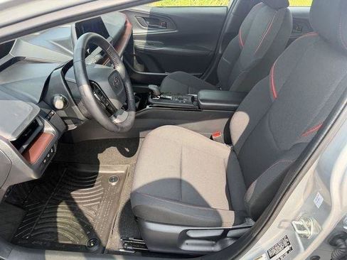 Certified 2025 Toyota Prius Plug-In Hybrid FWD image 20