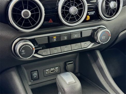 Used 2024 Nissan Sentra SV image 16