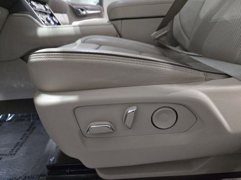 Used 2022 GMC Yukon Denali image 30