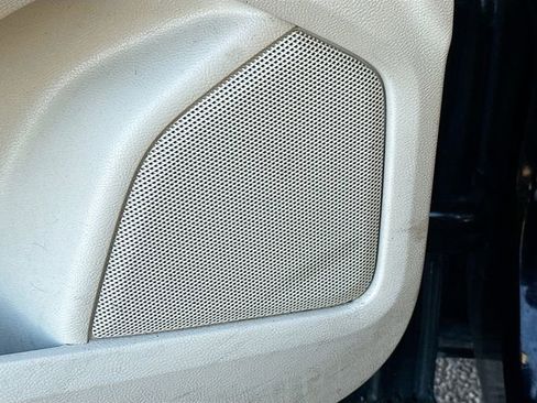 Used 2019 Ford Edge Titanium w/ Equipment Group 301A image 20