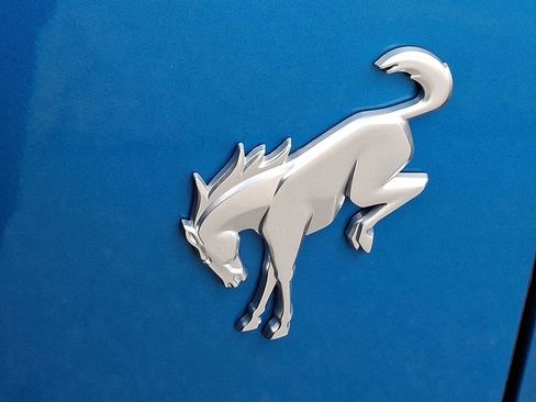 Used 2024 Ford Bronco Black Diamond image 9