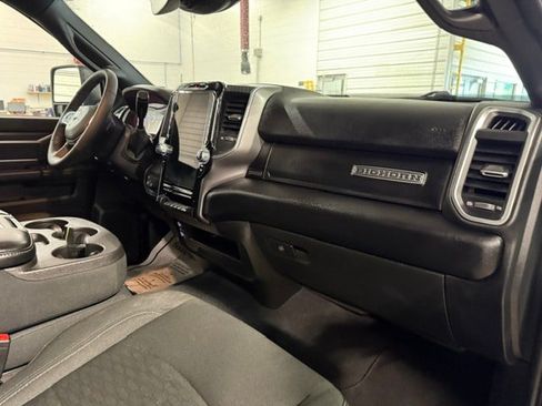 Certified 2026 RAM 2500 Big Horn AWD/4WD image 9