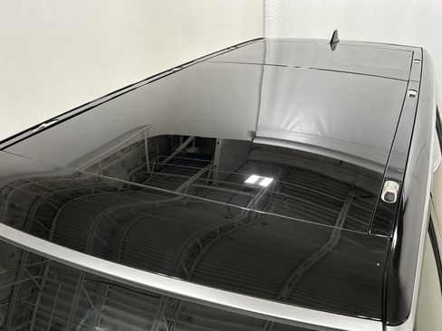 Used 2024 Rivian R1S Adventure image 13