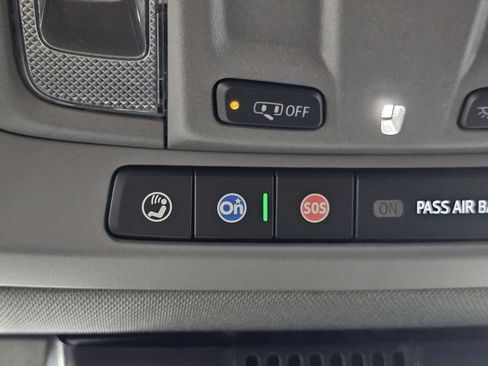 Used 2025 Chevrolet Silverado 3500 LTZ w/ LTZ Convenience Package AWD/4WD image 26