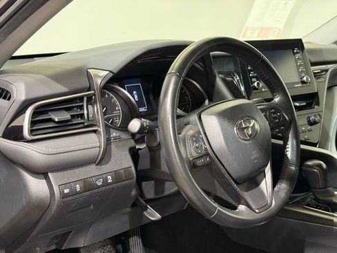Certified 2023 Toyota Camry SE image 16