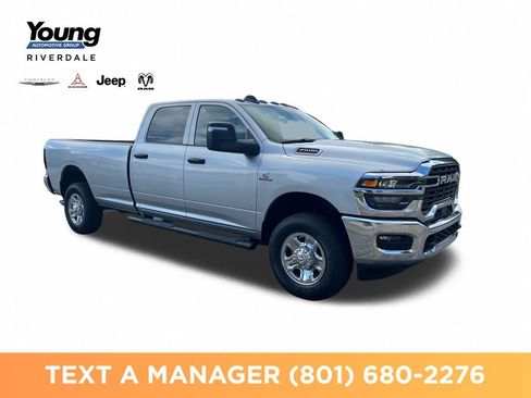 New 2026 RAM 2500 Tradesman AWD/4WD image 7