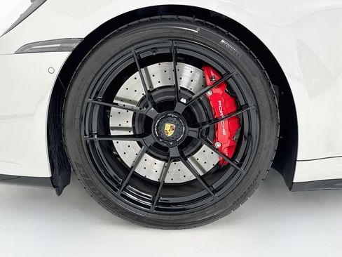 Used 2026 Porsche 911 Carrera GTS RWD image 32