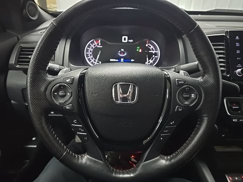 Used 2023 Honda Ridgeline Black Edition image 21