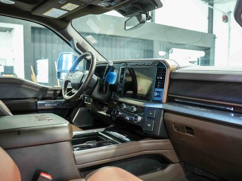 Used 2024 Ford F350 King Ranch image 15