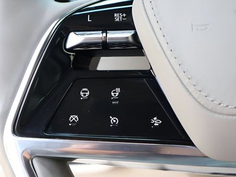 Certified 2025 Cadillac Escalade Sport Platinum AWD/4WD image 26