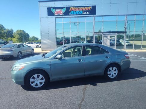 Used 2007 Toyota Camry LE FWD image 11