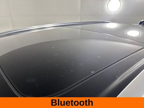 Used 2019 Volvo XC60 T5 R-Design w/ Protection Package Premier FWD image 10