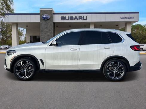 Used 2021 BMW X5 xDrive40i w/ Premium Package 3 AWD/4WD image 3