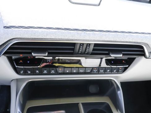 New 2026 MAZDA MAZDA3 s FWD image 29