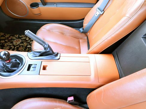 Used 2006 MAZDA MX-5 Miata Grand Touring w/ Suspension Pkg image 49