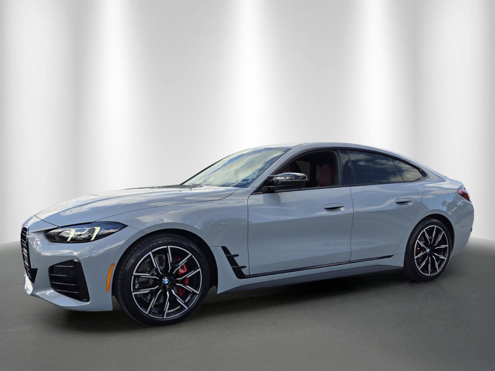 New 2027 BMW M440i w/ Premium Package RWD image 3