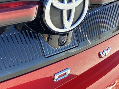 Certified 2023 Toyota Crown image 11