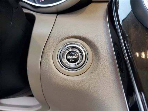 Used 2022 Mercedes-Benz GLC 300 image 26