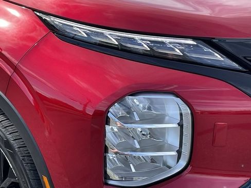 Used 2025 Mitsubishi Outlander SEL Black Edition image 21