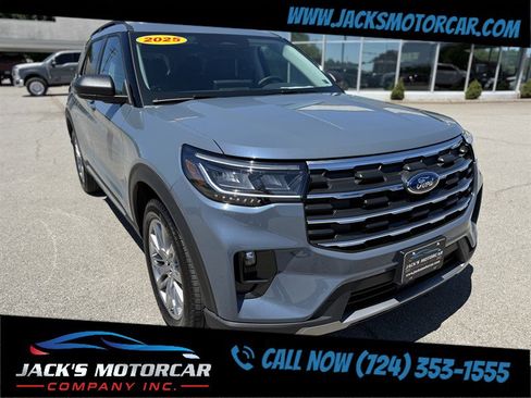 Used 2025 Ford Explorer Active w/ Active Comfort Package AWD/4WD image 13