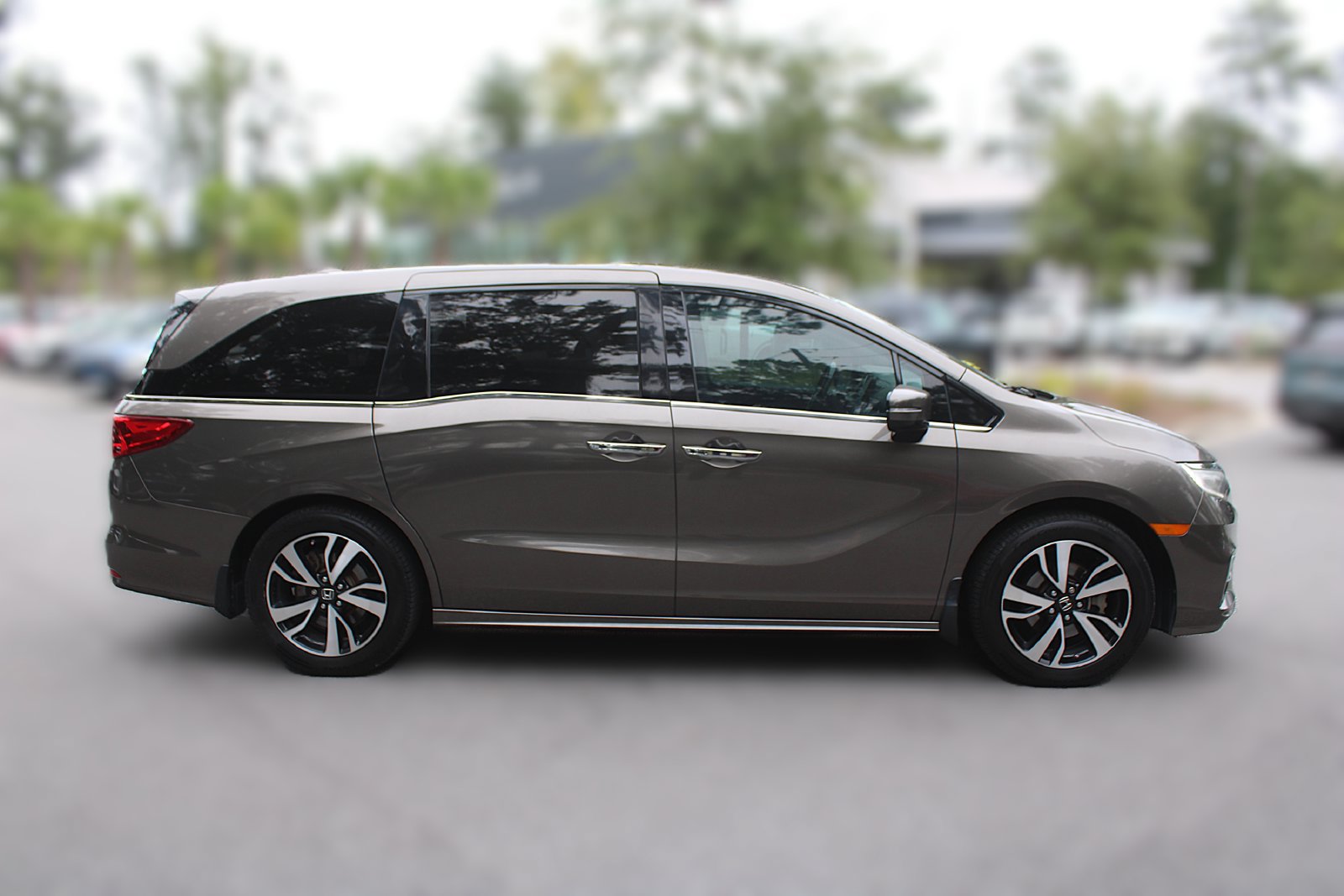 Used 2019 Honda Odyssey Elite image 17