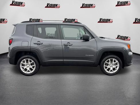 Used 2023 Jeep Renegade Latitude w/ Sun/Sound Group image 4