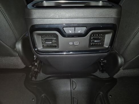 Certified 2024 GMC Sierra 1500 AT4 w/ Technology Package image 23