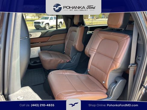 Used 2024 Lincoln Navigator L Reserve AWD/4WD image 21