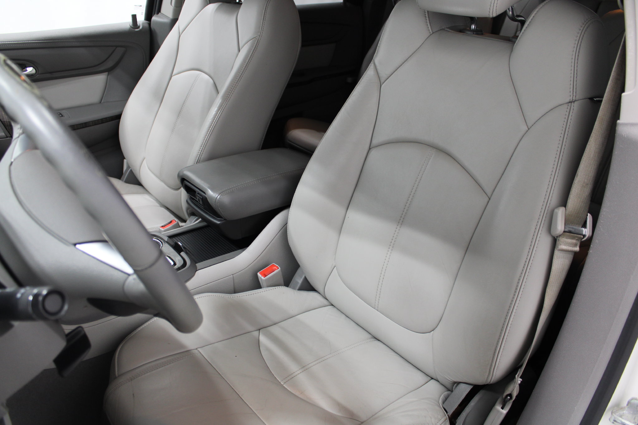 Used 2015 GMC Acadia SLT FWD image 14