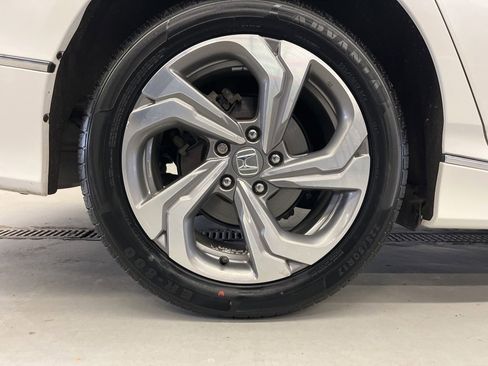 Used 2019 Honda Accord EX-L image 35