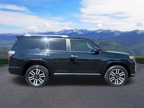 Used 2023 Toyota 4Runner Limited AWD/4WD image 7