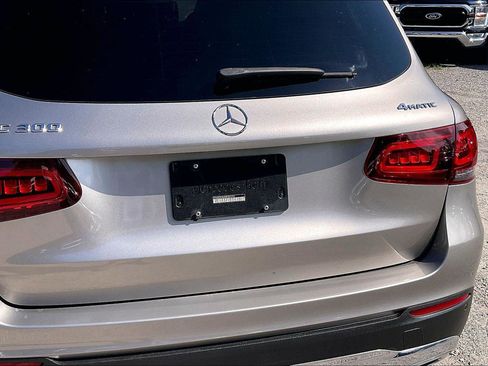 Used 2021 Mercedes-Benz GLC 300 4MATIC image 24