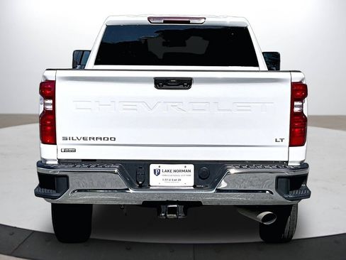 Used 2025 Chevrolet Silverado 2500 LT w/ Convenience Package AWD/4WD image 7