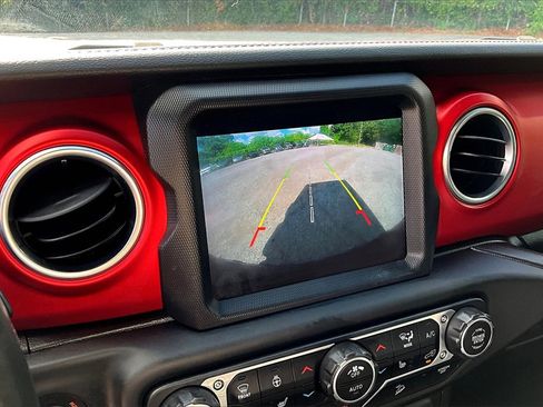 Used 2018 Jeep Wrangler Unlimited Rubicon image 14