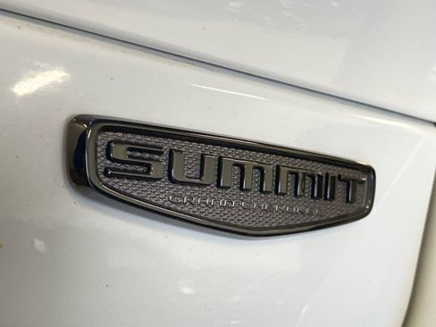 Used 2023 Jeep Grand Cherokee L Summit AWD/4WD image 7