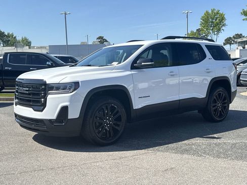 Certified 2023 GMC Acadia SLT w/ Elevation Edition image 5